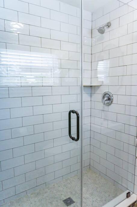 Renovated Downtown Apartment - B 西棕榈滩 外观 照片